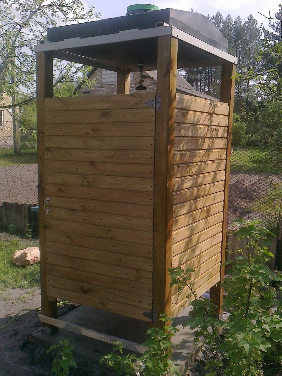 Как построить летний душ своими руками на даче и в загородном доме